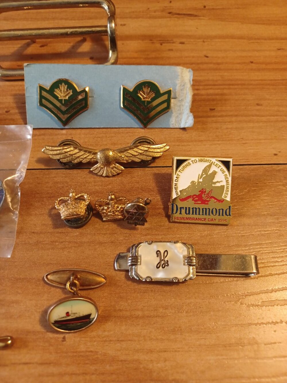 Canadian Army Random Pins - Picture 4 of 9